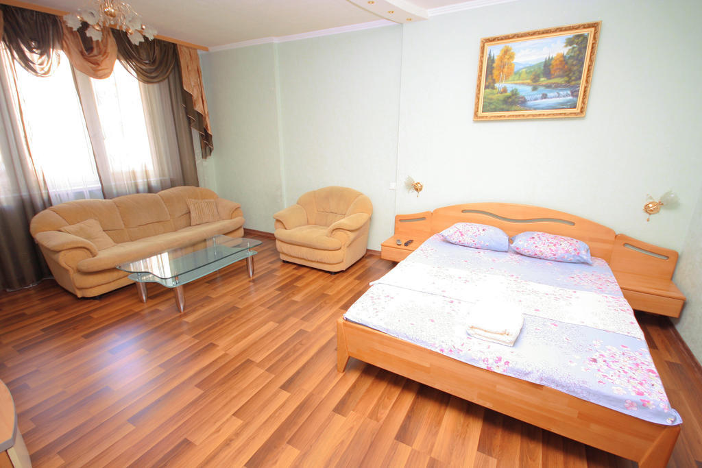 Inn Home Apartments - Livoberezhna Kijów Pokój zdjęcie
