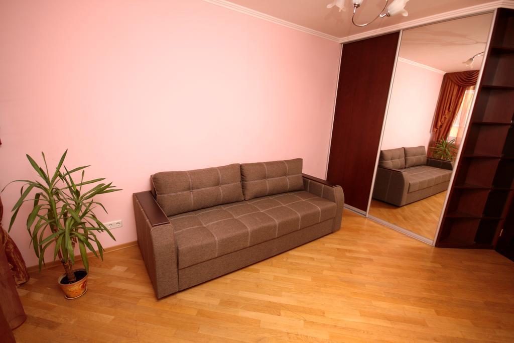Inn Home Apartments - Livoberezhna Kijów Zewnętrze zdjęcie