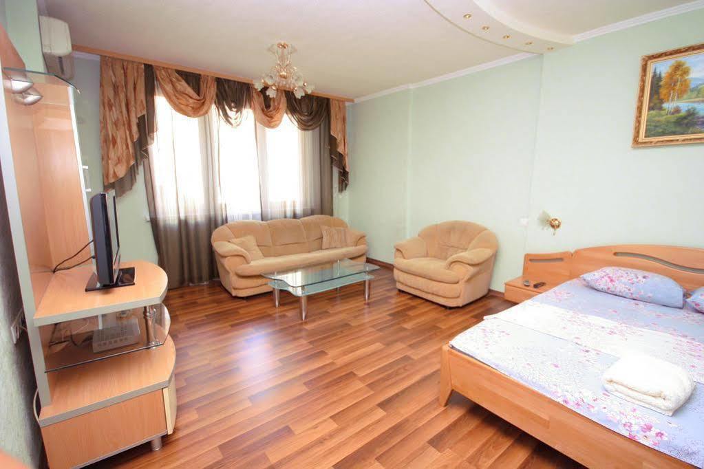 Inn Home Apartments - Livoberezhna Kijów Zewnętrze zdjęcie